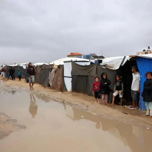Hiver 2024 - 1.9 million de personnes déplacées affrontent l’hiver sans abri à Gaza